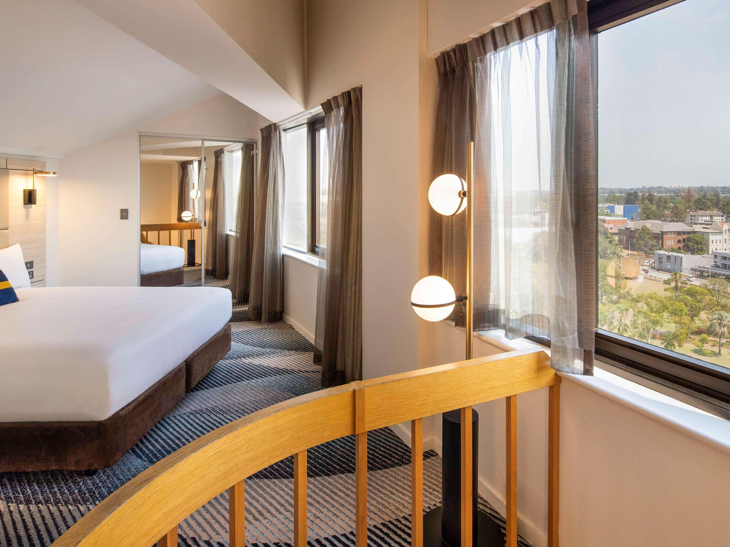 Novotel Sydney Parramatta Exterior photo