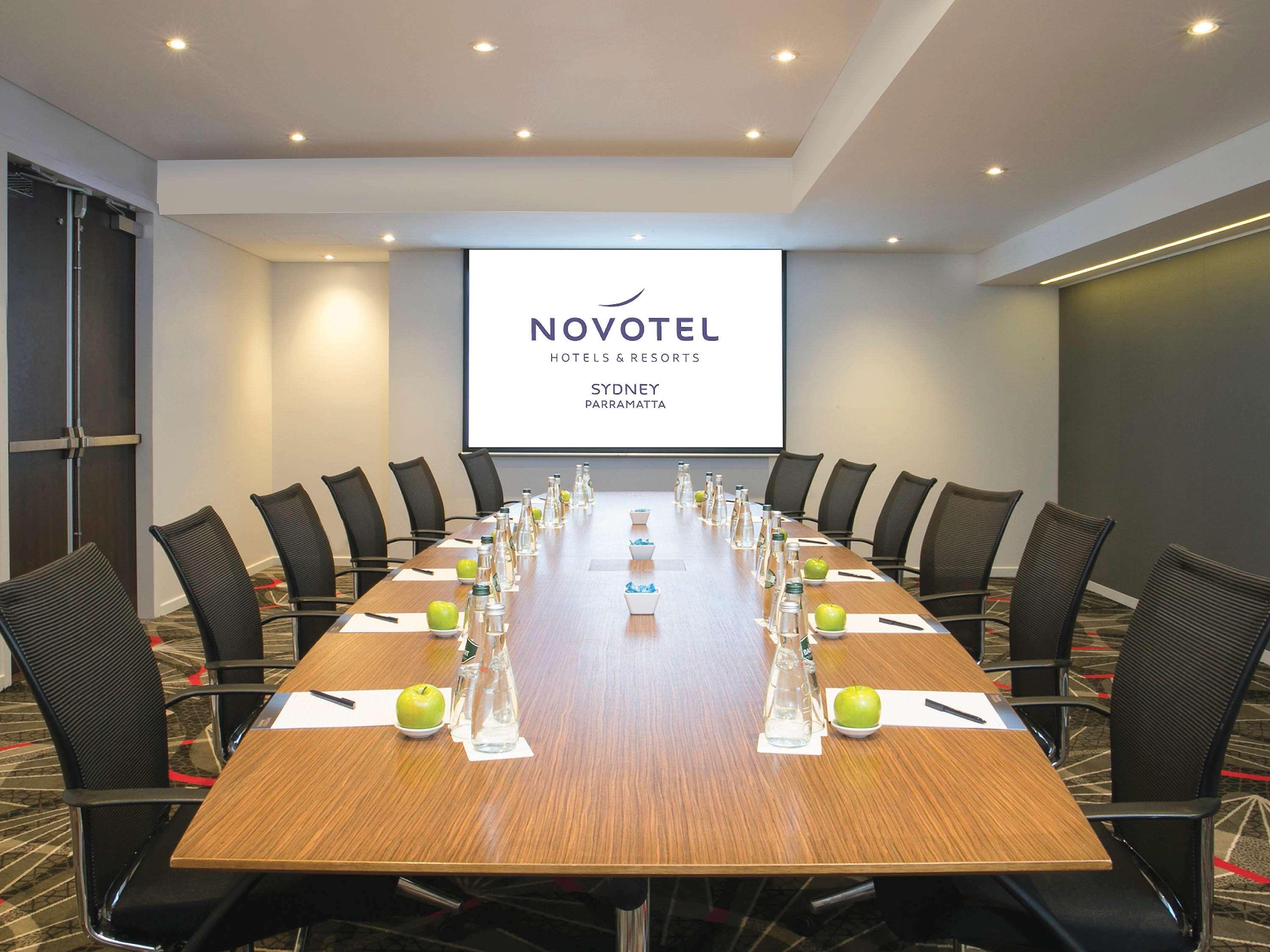 Novotel Sydney Parramatta Exterior photo