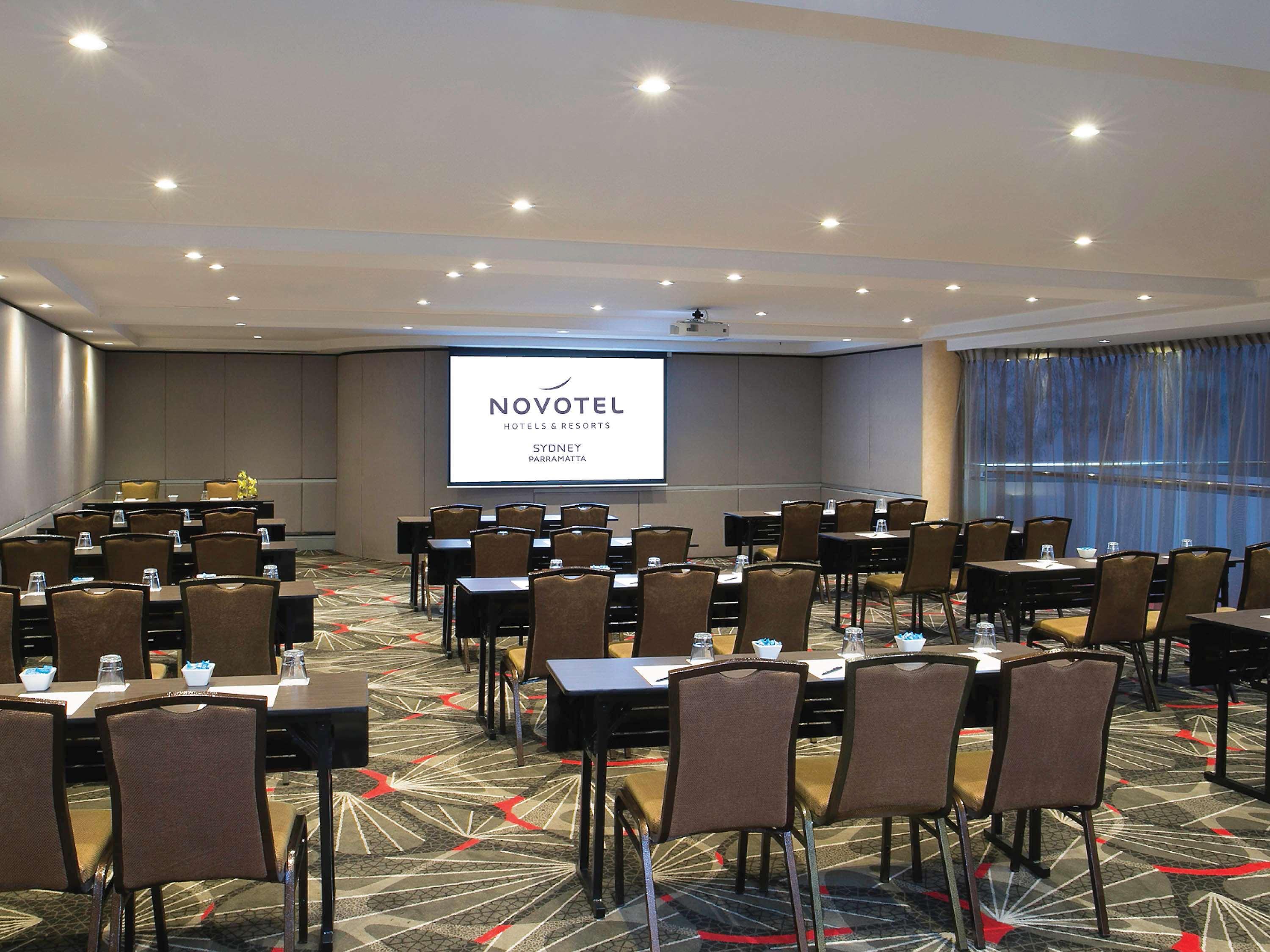 Novotel Sydney Parramatta Exterior photo