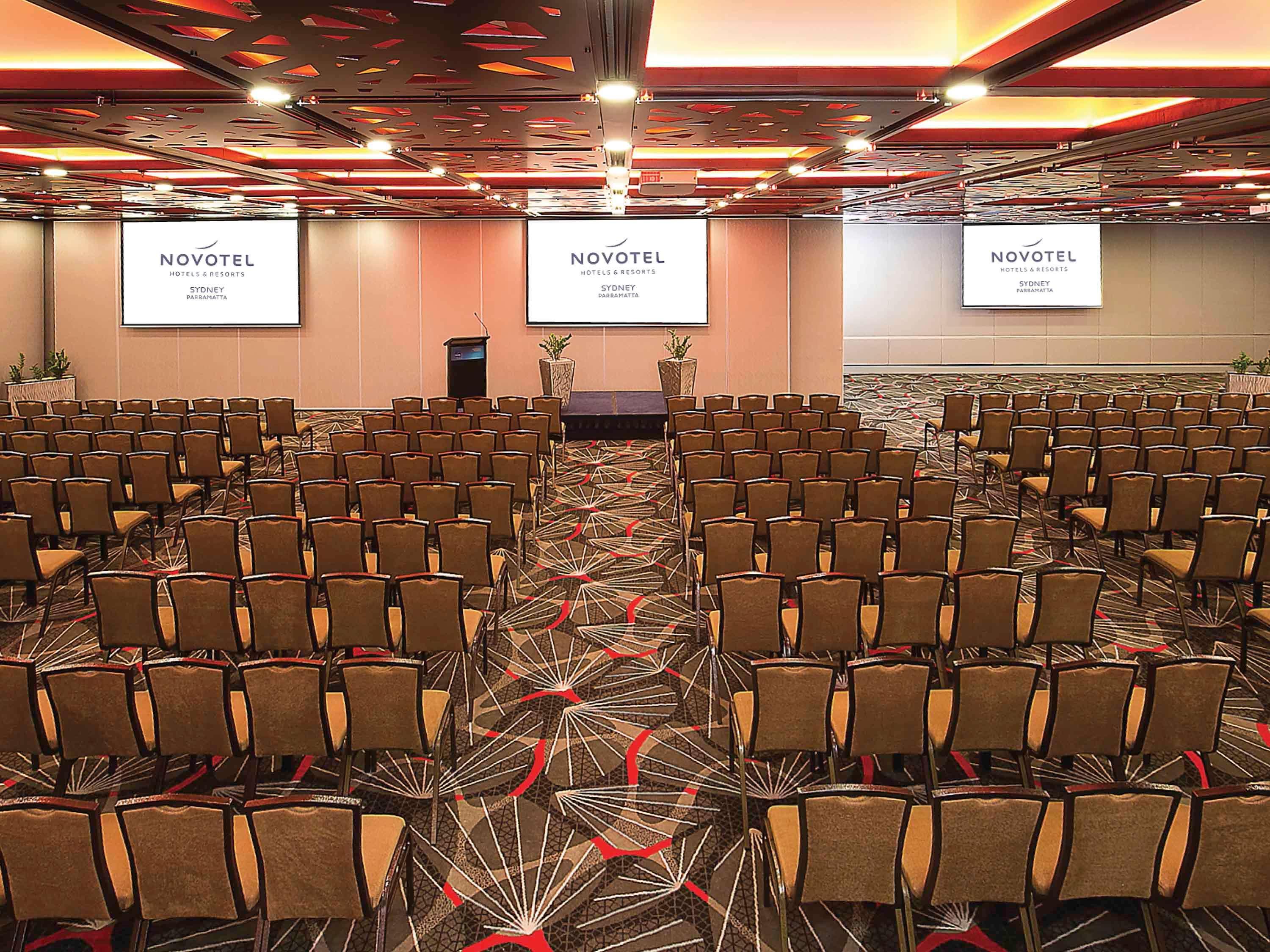 Novotel Sydney Parramatta Exterior photo